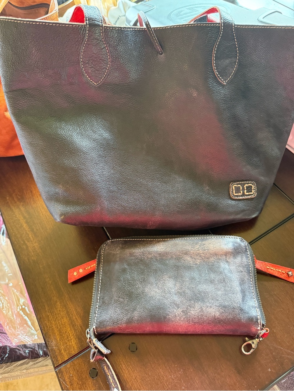 BED|STÜ Reversible Leather Tote Bag & Matching Zip Around Wallet Set - Picture 6 of 11